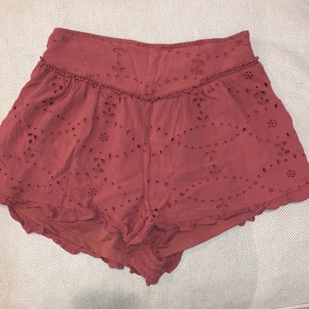 American eagle eyelet lace shorts